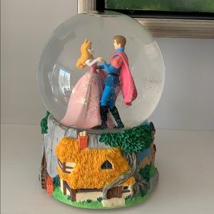 Collectible Walt Disney snow globe music box